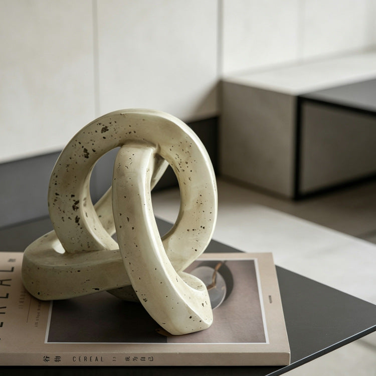 Stylische abstrakte dekorative Skulptur