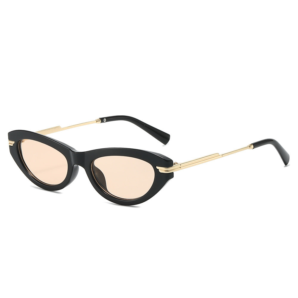 Chic Cat-Eye Sonnenbrille mit dekorativen Metallakzenten Brehn