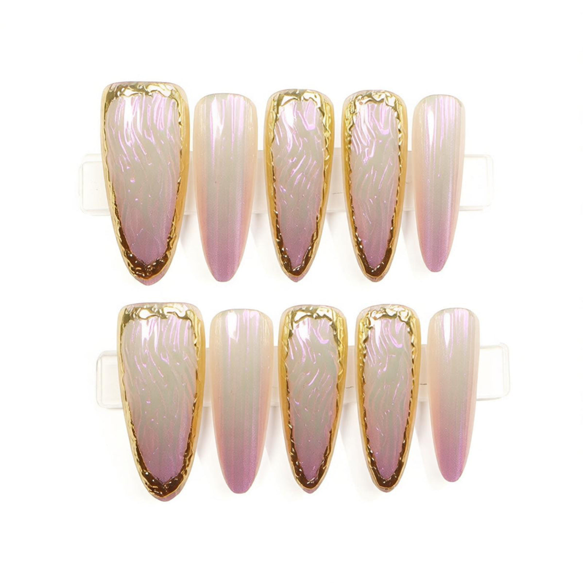 Luxuriöses Presse-Nagel-Set mit eleganten metallischen Kanten Brehn