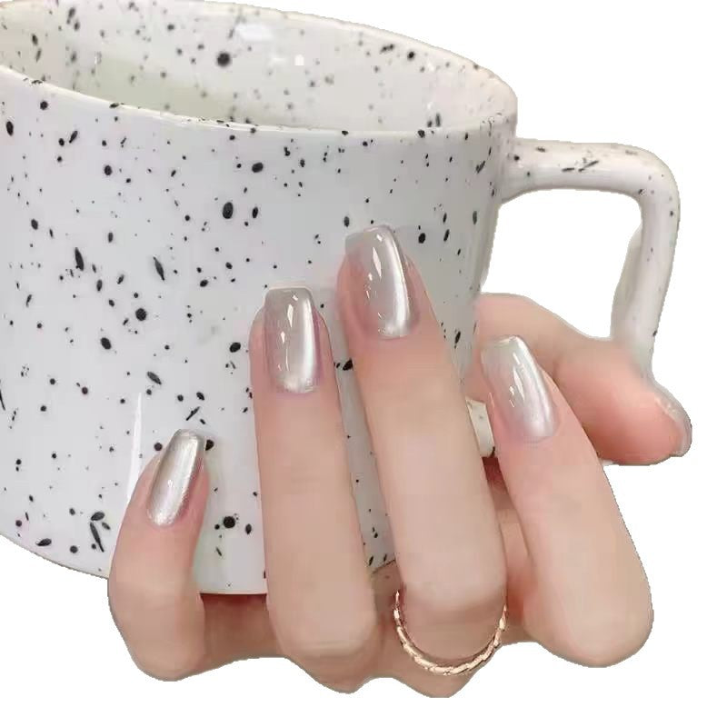 Elegantes glänzendes Press-On-Nagelset Brehn