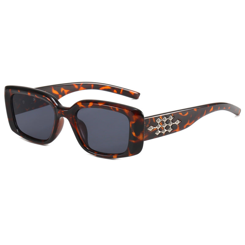 Damen Modische Brille mit verziertem Rahmen Brehn