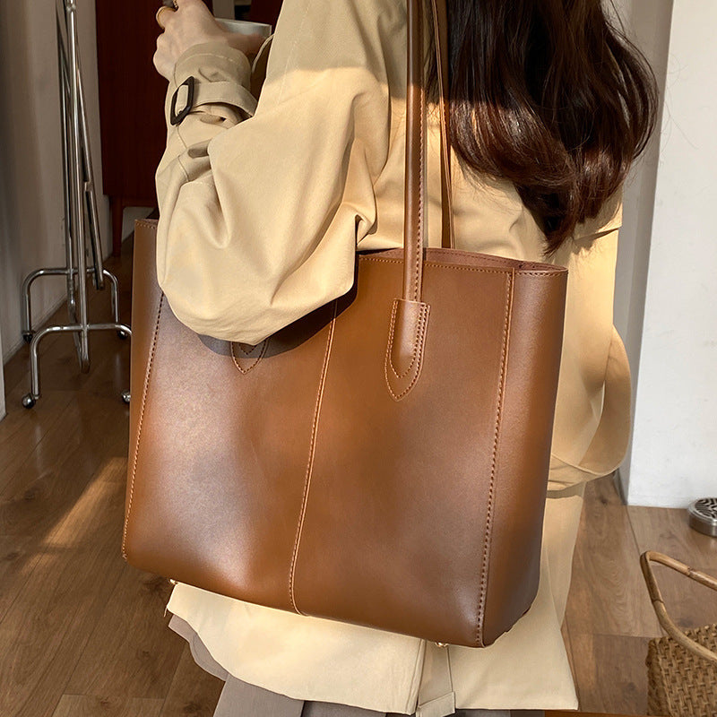 Minimalist Strukturierte Schultertasche