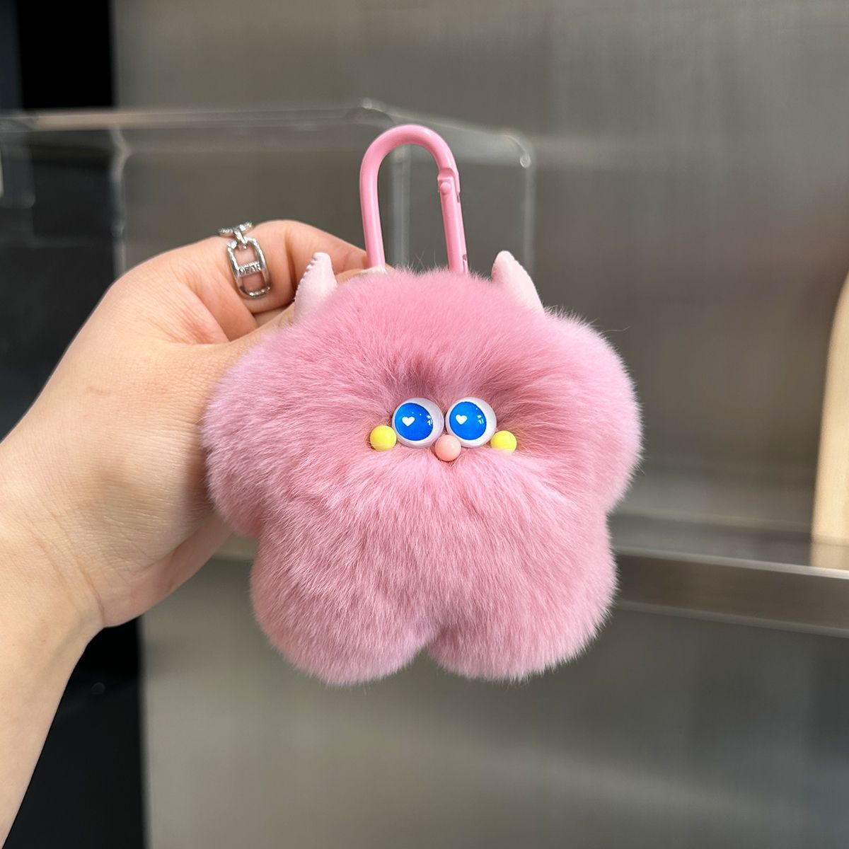 Flauschige Charakter Schlüsselanhänger Charm Brehn