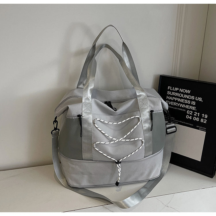 Multifunktionale Sport- Und Reisetasche Im Modernen Design Brehn
