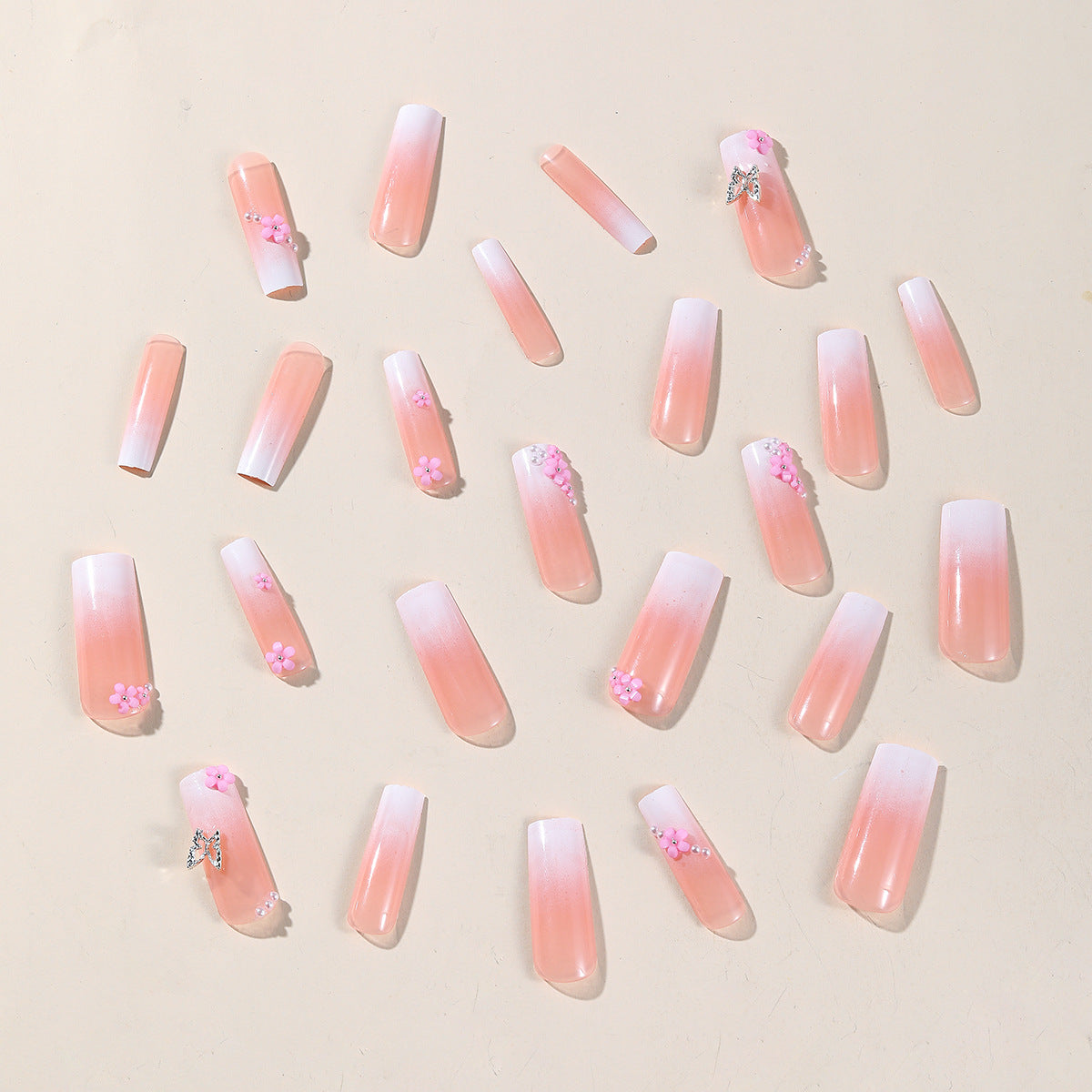 Florale Verzierte Press-On Nagelkunst Brehn