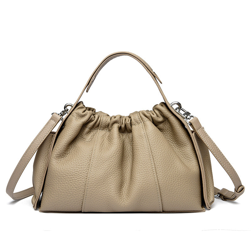 Texturierte Leder-Schnürtasche Brehn