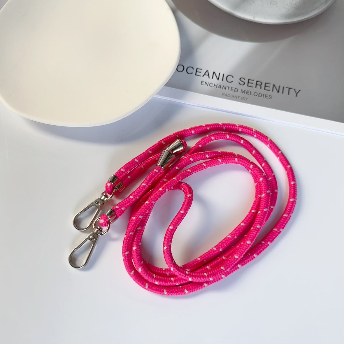 Verstellbare Lanyard mit doppelten Clips Brehn