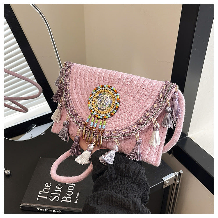 Bohemian-inspiriertes handgefertigtes Perlen-Clutch Brehn
