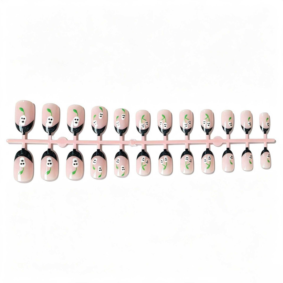 Künstlerisches Schädel-Thema Nagelkunst