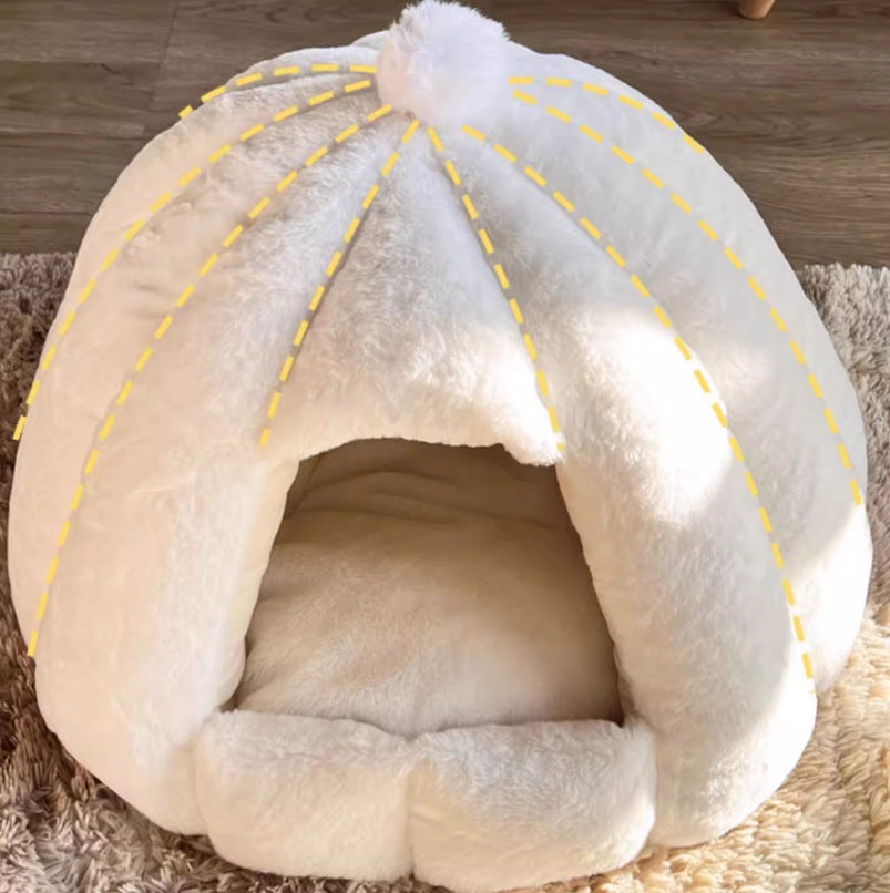 Gemütliches, kürbisförmiges Hundebett