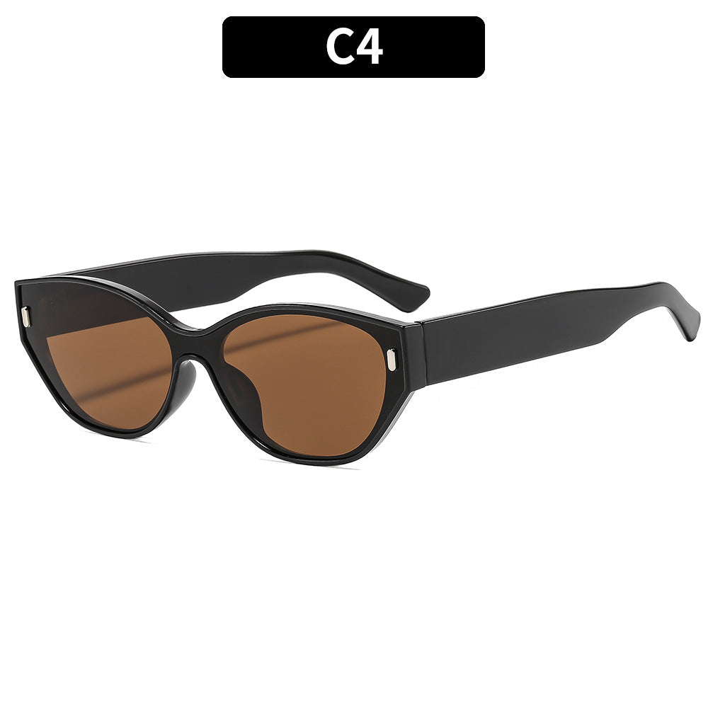 Stylische Cat-Eye Sonnenbrille mit Vintage-inspirierter Fassung
