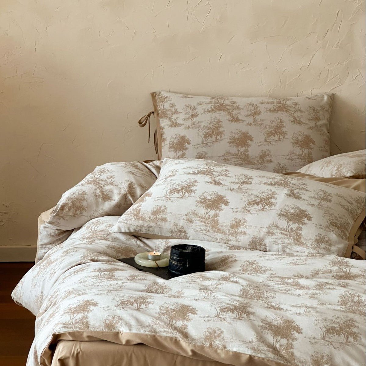 Designer-Bettwäsche-Set aus Baumwollmischgewebe mit texturiertem Aquarelldruck und Bindebändern