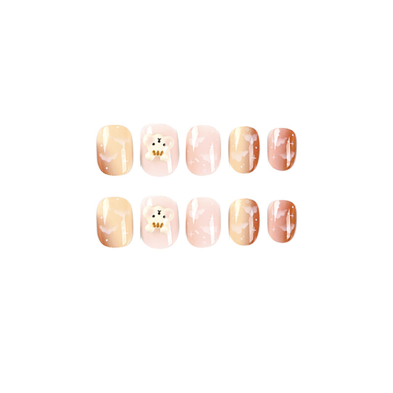 Künstliche Nagelkunst mit Wolken-Design Brehn