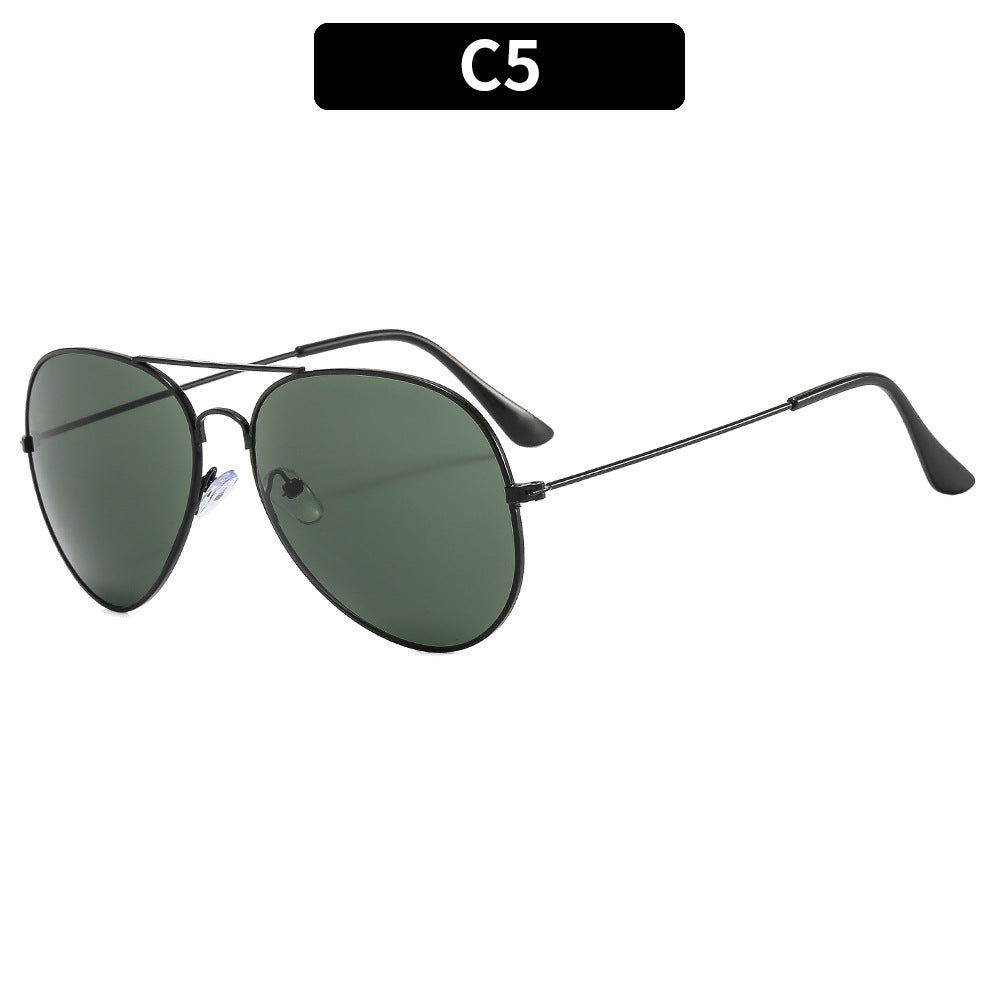 Stylische Piloten-Sonnenbrillen