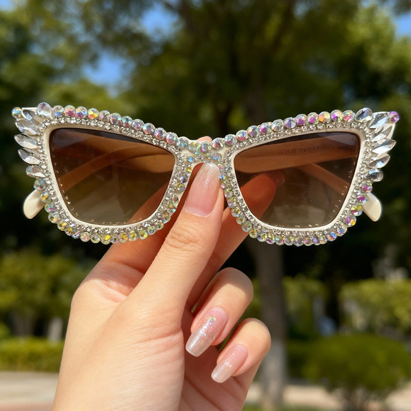 Rhinestone-betonte Katzenaugen-Sonnenbrille Brehn