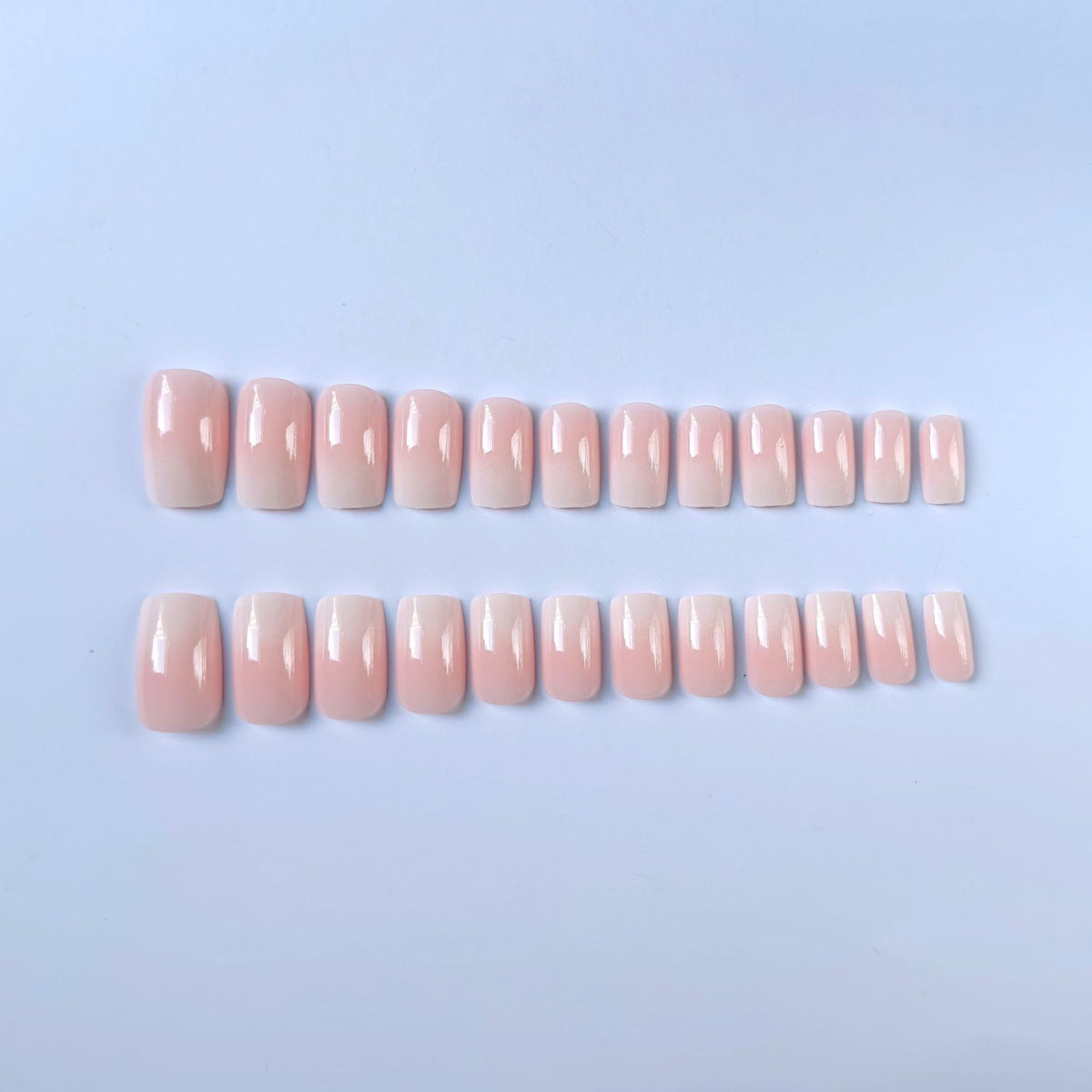 Elegante Ombre Nagelverlängerungen