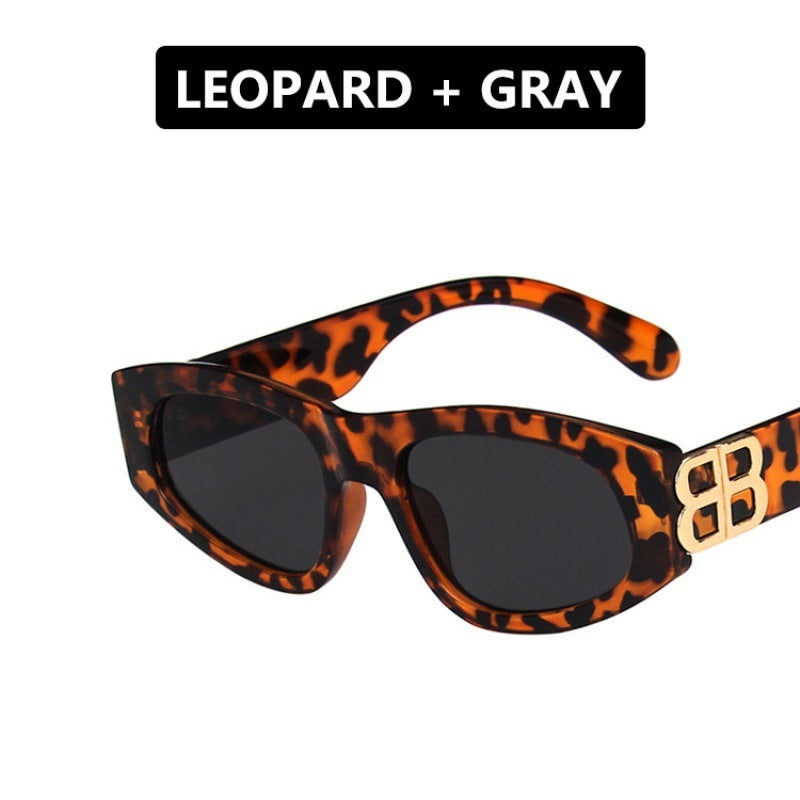 Damen modische Cat-Eye Sonnenbrille mit luxuriösen Akzenten Brehn
