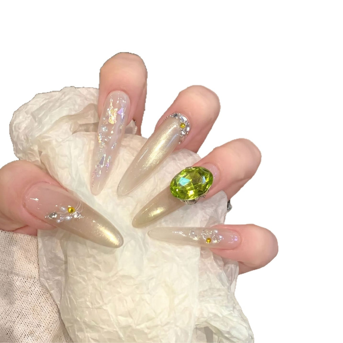 Chic dekorative Stiletto Press-On Nägel mit Edelsteinakzenten Brehn