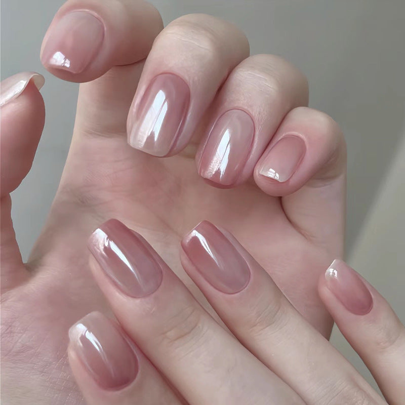Ombre Press-On Nail Set mit natürlichem Finish Brehn