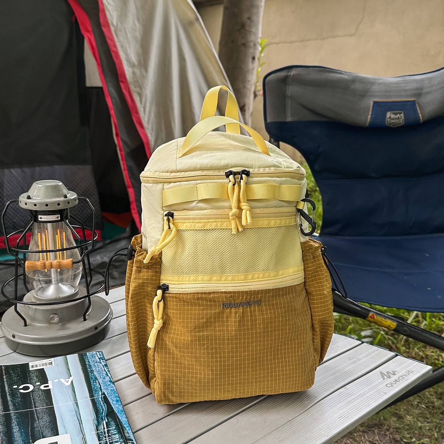 Leichtgewichtiger Mehrfachfächer Wanderschulrucksack