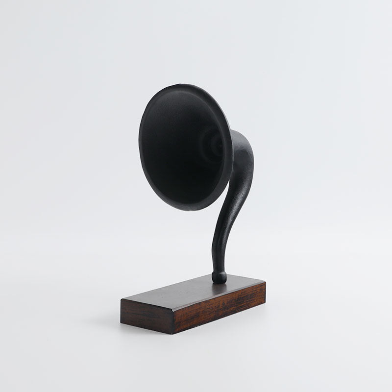 Vintage-inspirierte dekorative Grammophon-Skulptur