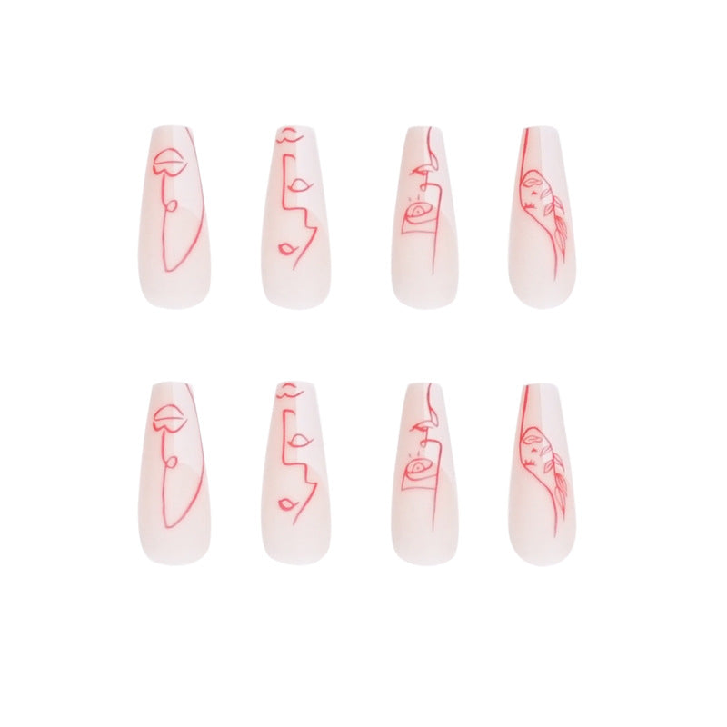 Kunstvolle Nagelkunst mit abstraktem Linien-Design Brehn