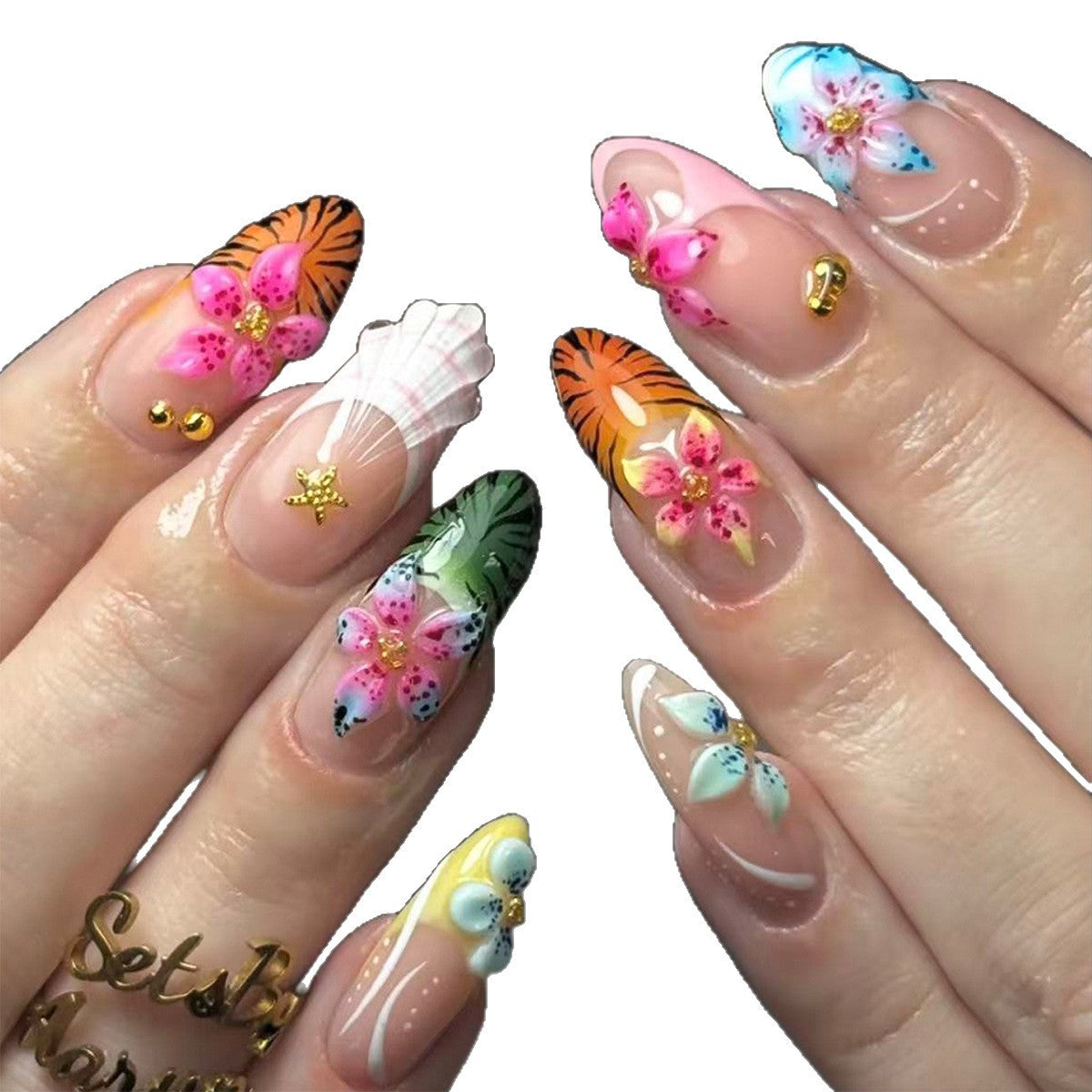 Kunstfingernägel mit Kreativen Floralen und Tropischen Designs Brehn
