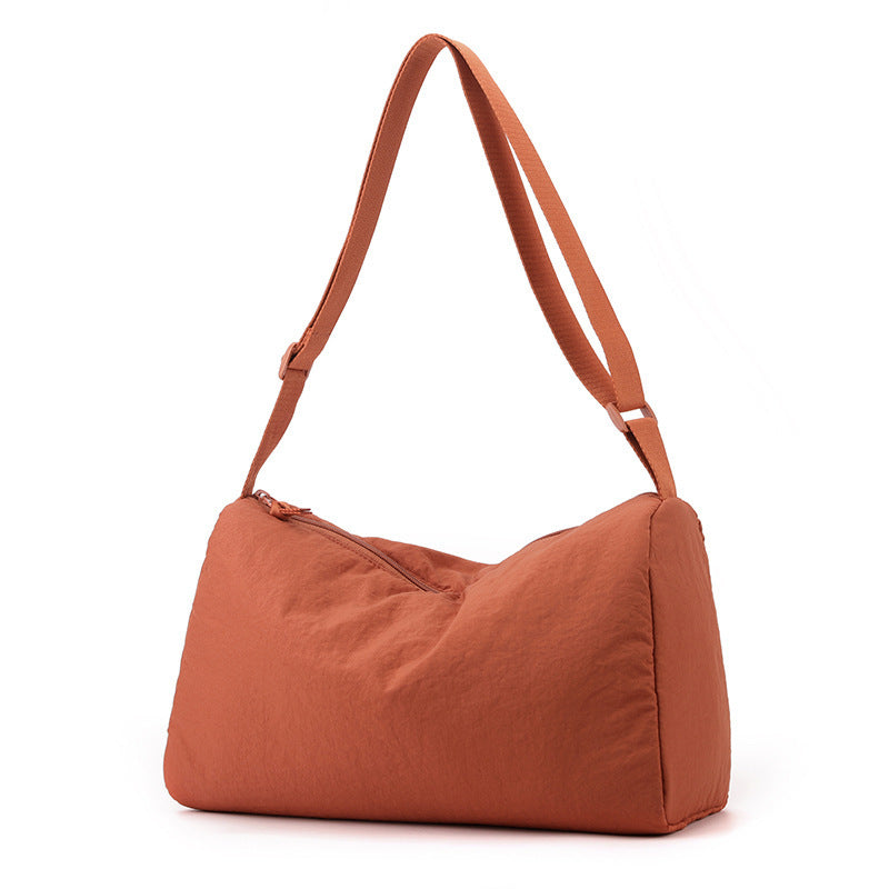 Schultertasche mit verstellbarem Tragegurt und bequemen Fächern Brehn