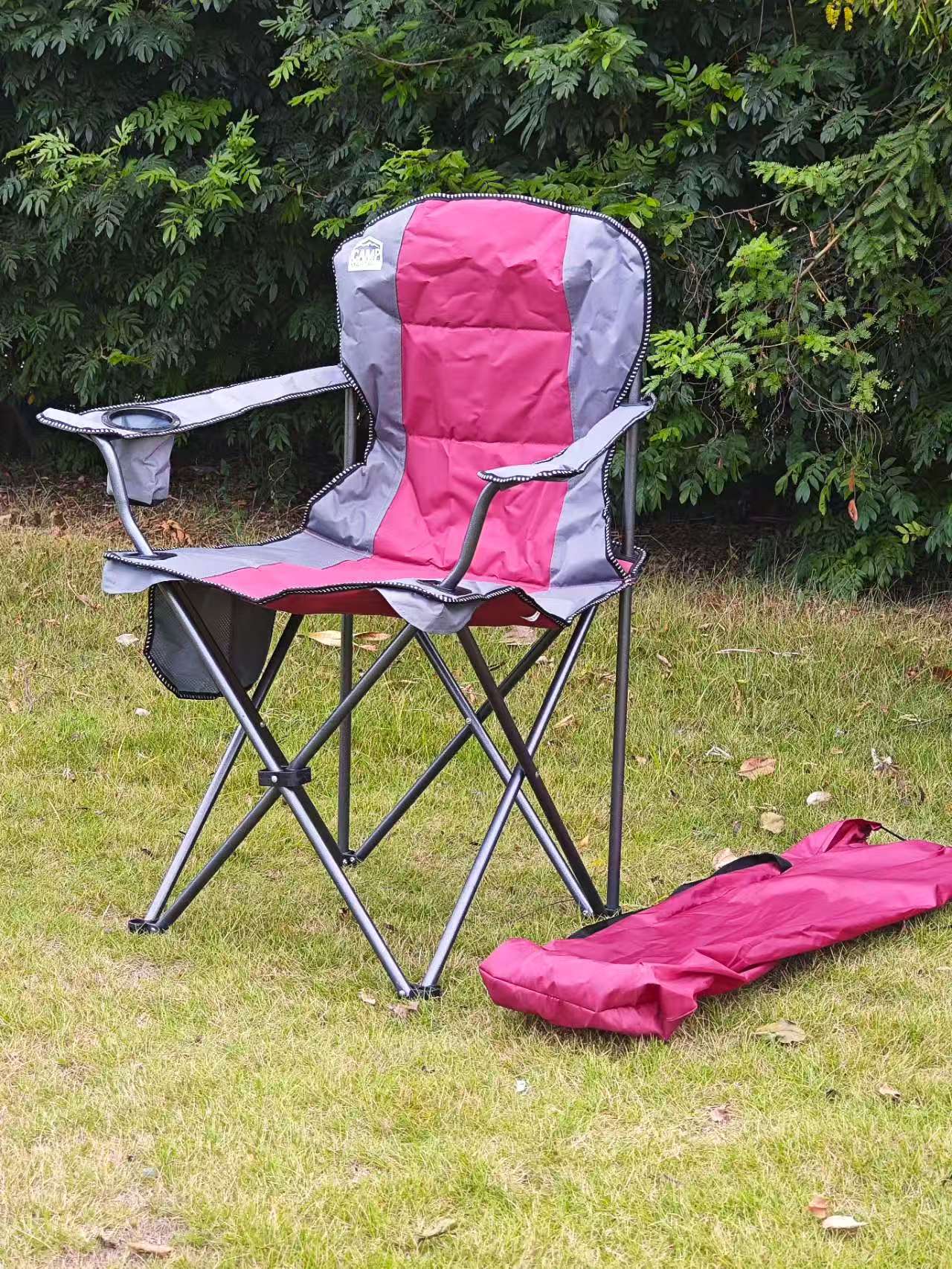 Damen Komfortabler Campingstuhl mit Getränkehalter Brehn