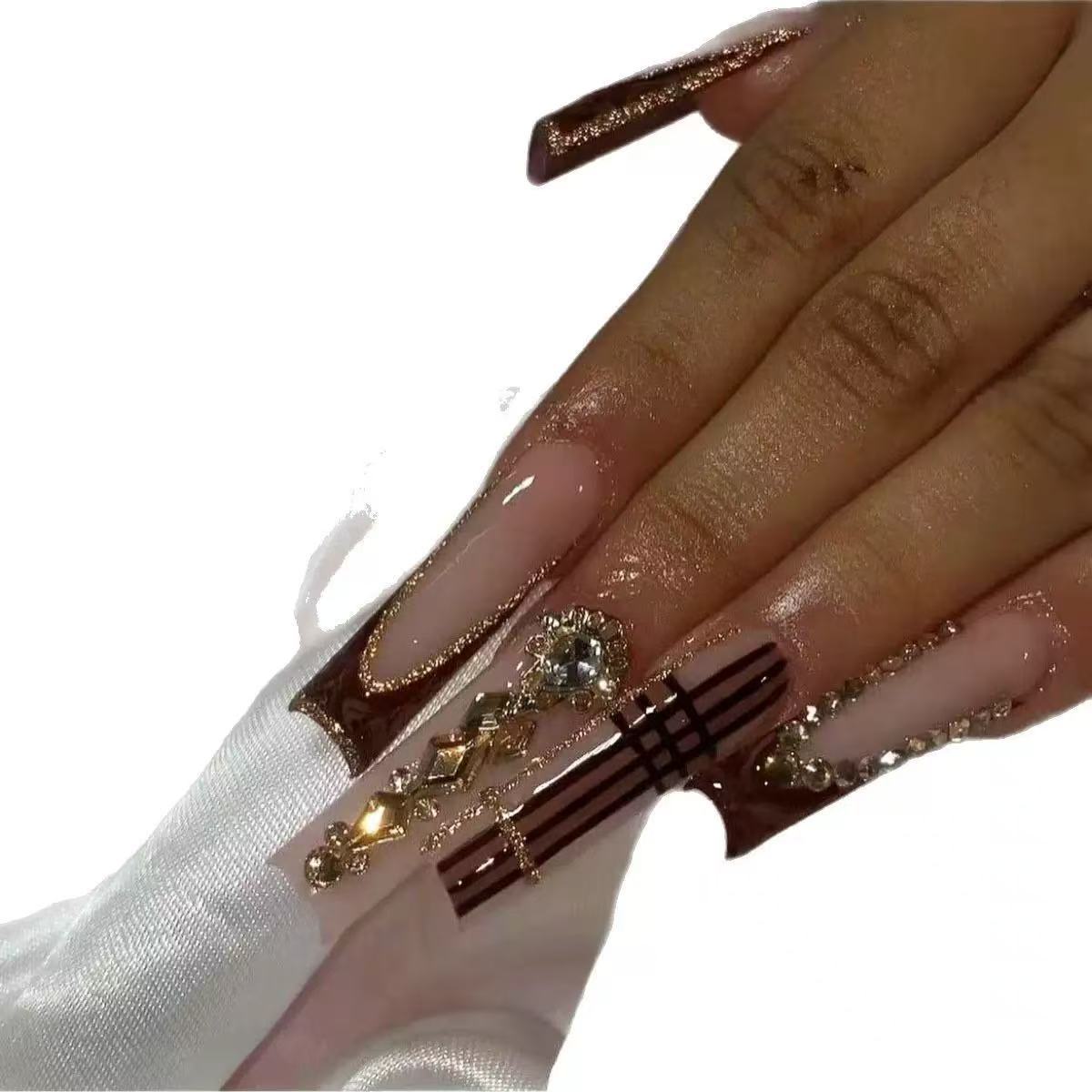 Luxus 3D dekoratives Press-On Nagelset