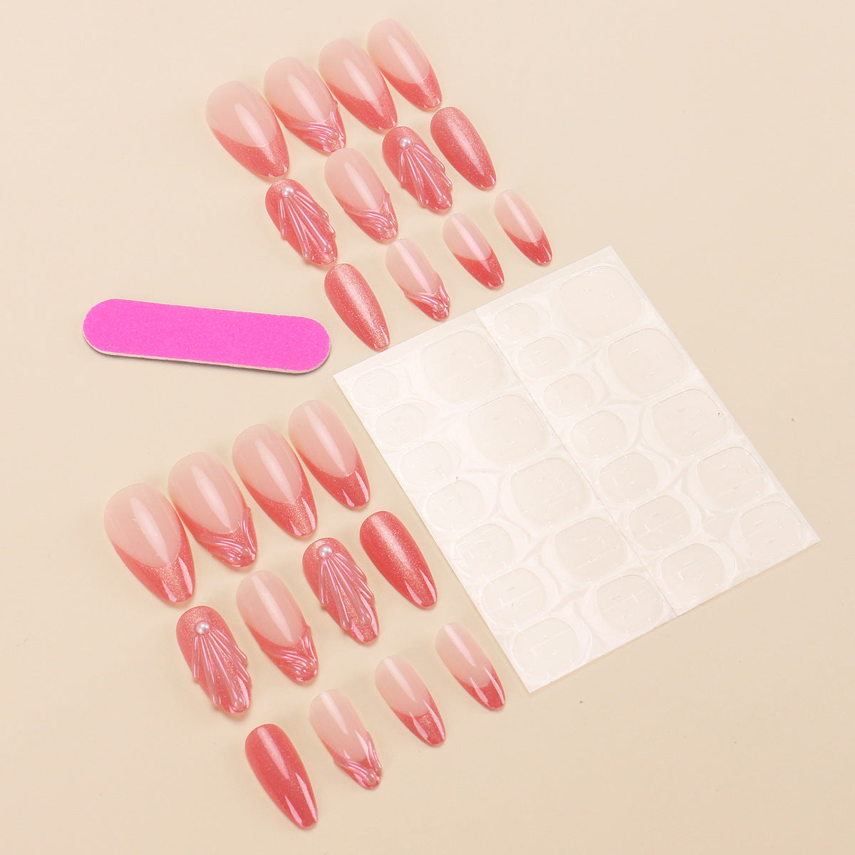 Elegantes Künstlerisches Press-On-Nageldesign Brehn