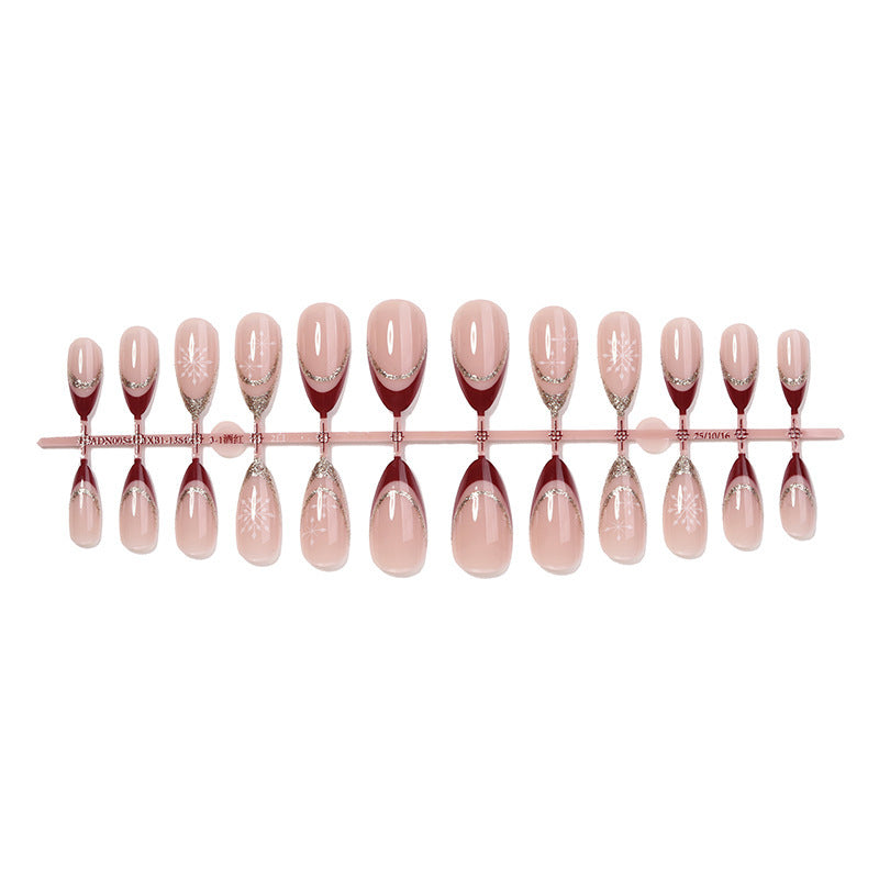 Glamouröses Kunstnagelset mit Glitzer und detailliertem Design Brehn