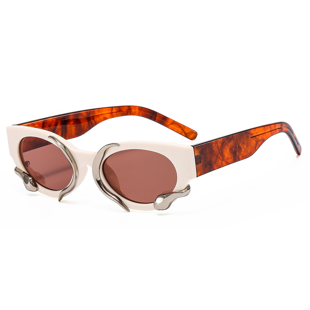 Damen Designer-Sonnenbrille mit einzigartigem, skulpturalem Rahmen Brehn