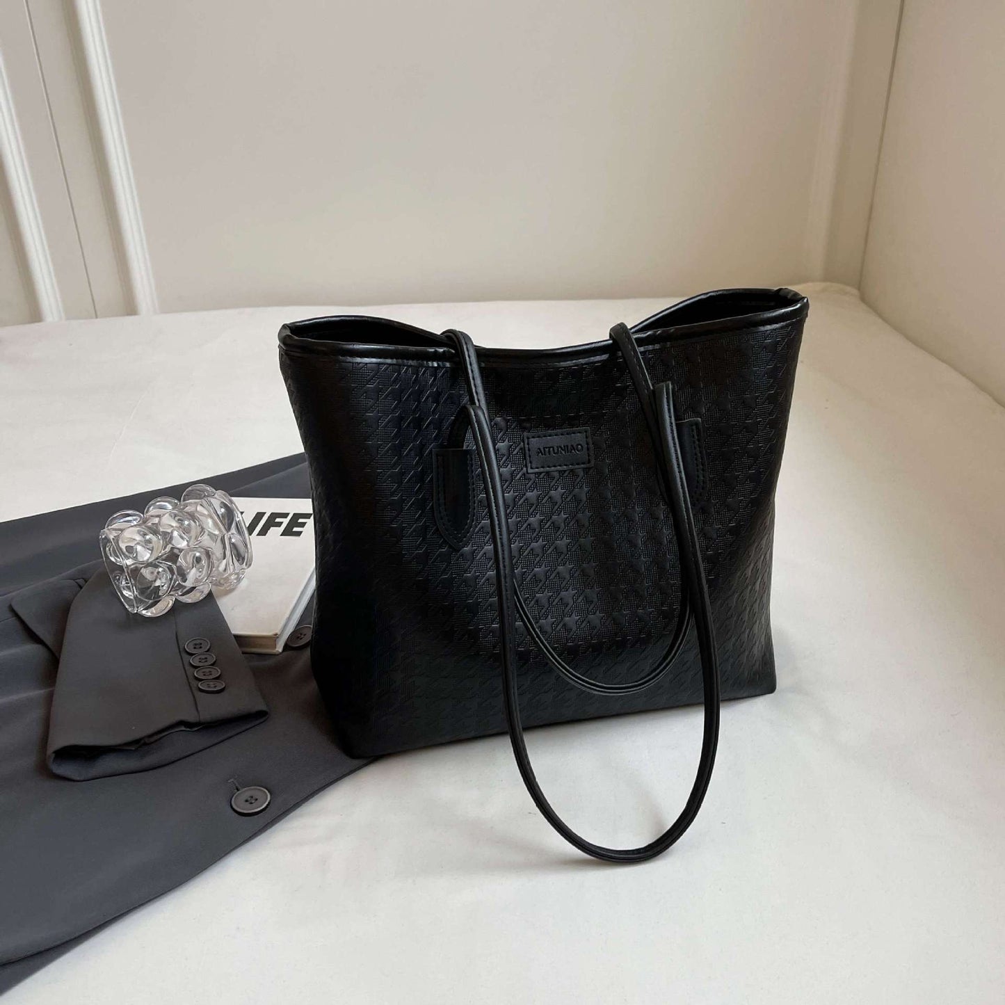 Elegante strukturierte Tote Bag Brehn