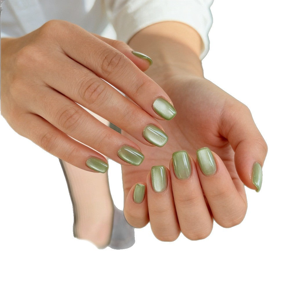Stilvolle Kunstnägel mit Elegantem Hochglanz-Finish Brehn