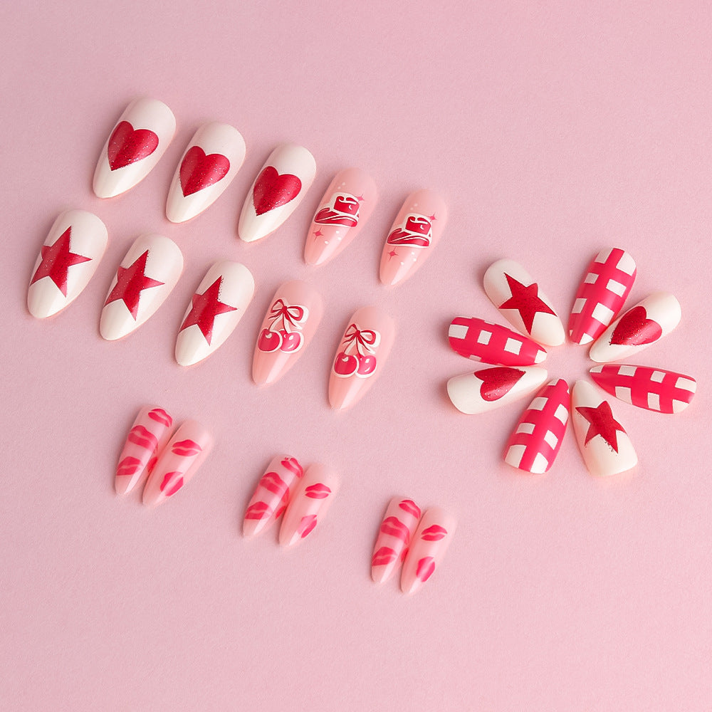 Künstlerisches Press-On-Nagelkunst-Set mit Herz- und Stern-Designs Brehn