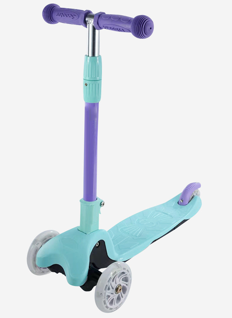 Smooth-Riding Dreirad Kickboard Scooter Brehn