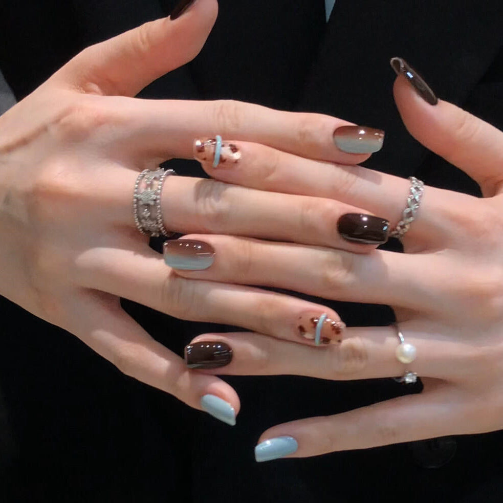 Kreative Kunstnagelspitzen mit Elegantem Design Brehn