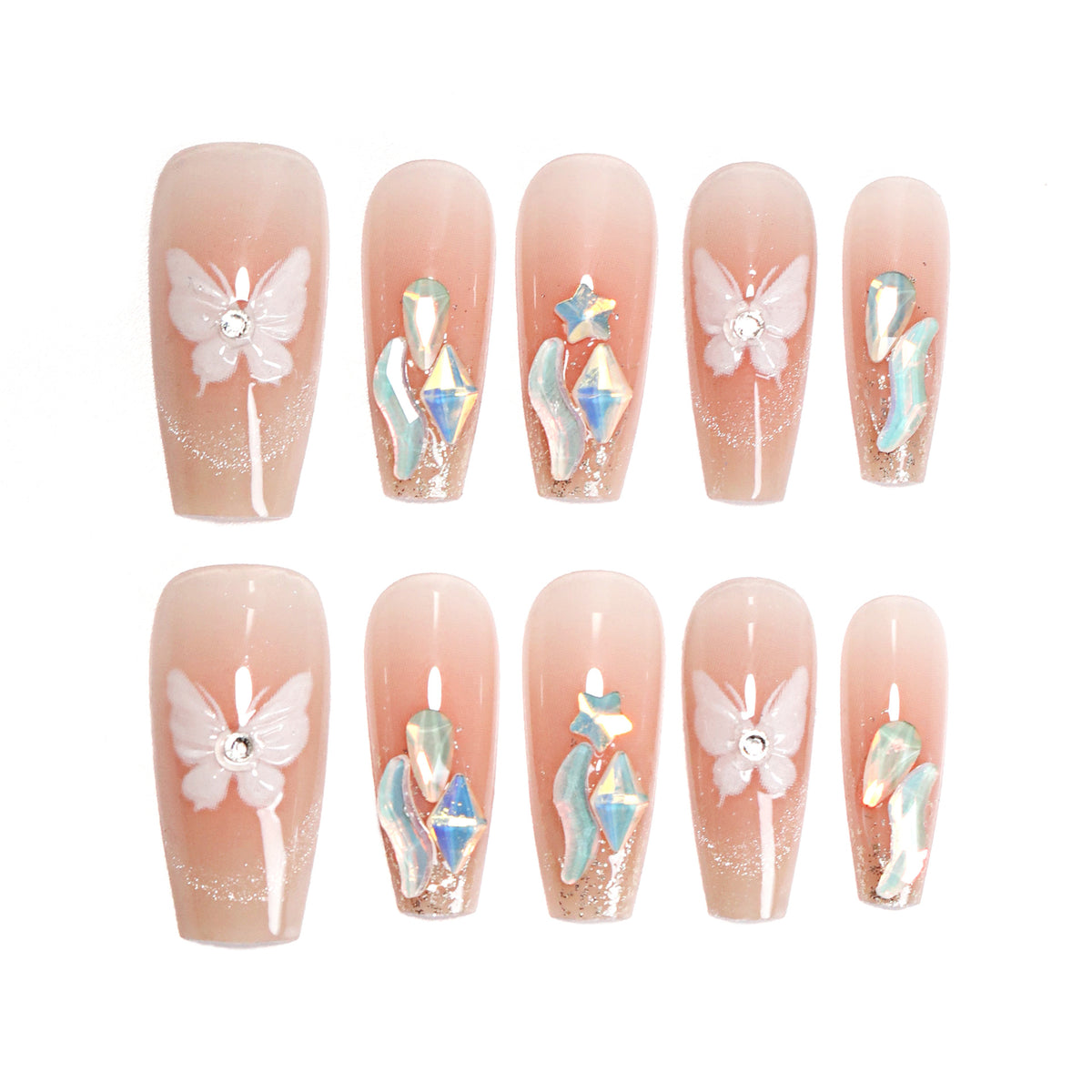 Kunstvolle Nagelverlängerungen mit zartem Blumendesign Brehn