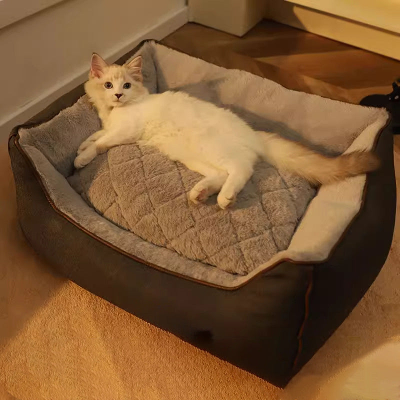 Gemütliches gestepptes Hundebett