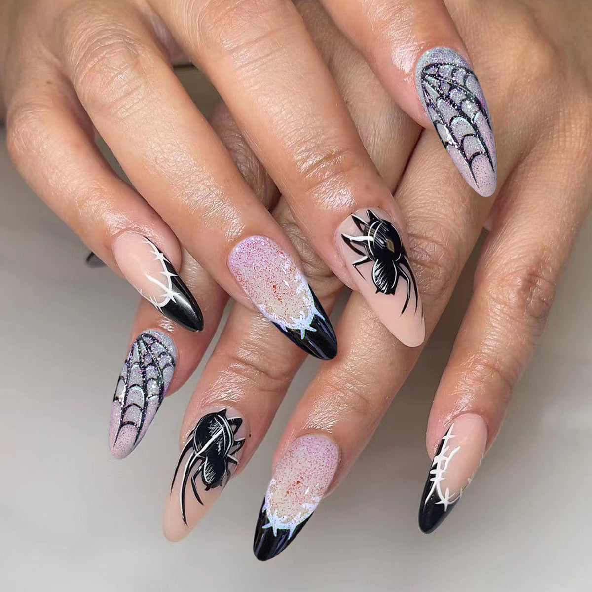 Kunstnagel-Set mit bunten Blumenmotiven Brehn
