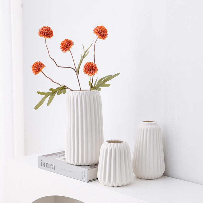 Moderner strukturierter Keramikblumenvasen