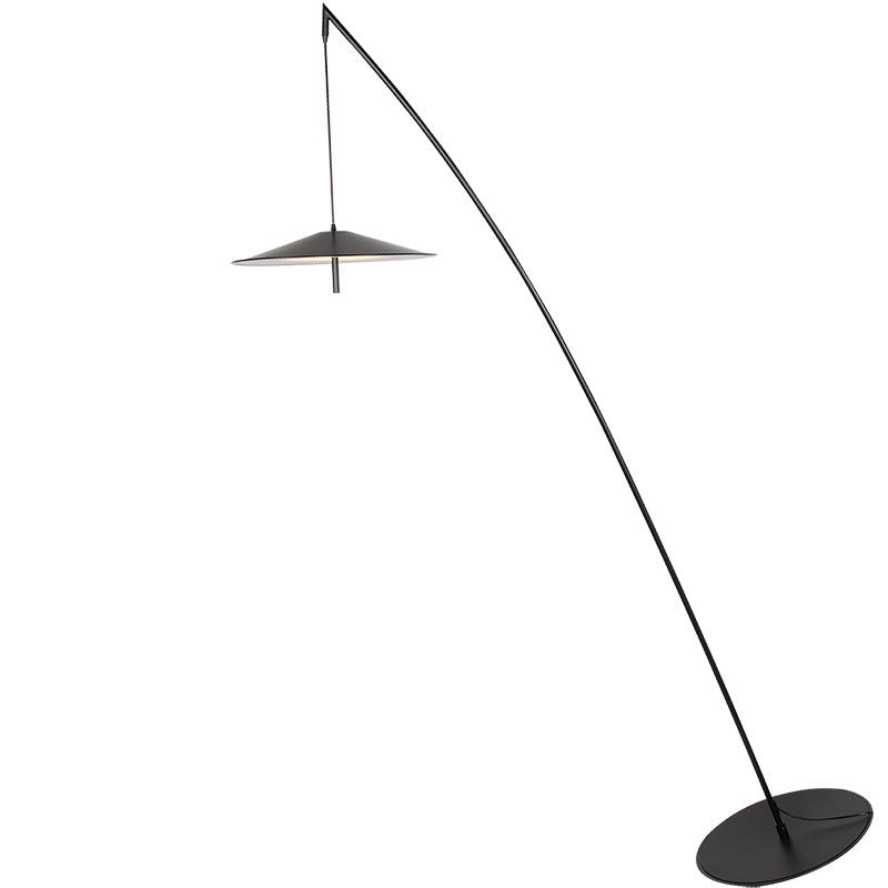Bogen Stehlampe mit elegantem Design