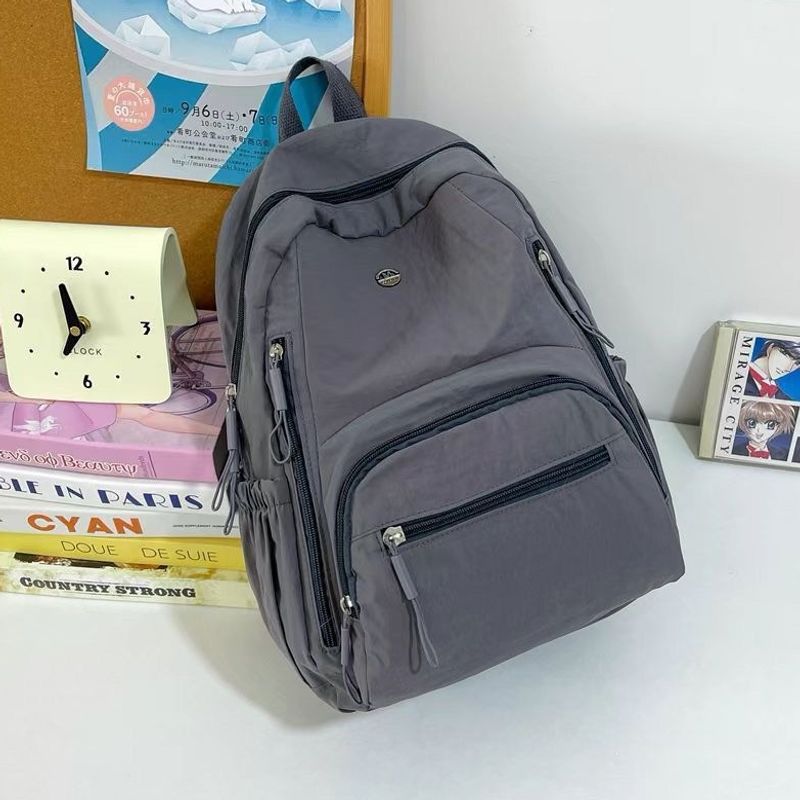 Vielseitiger Multi-Taschen Reise-Rucksack Brehn