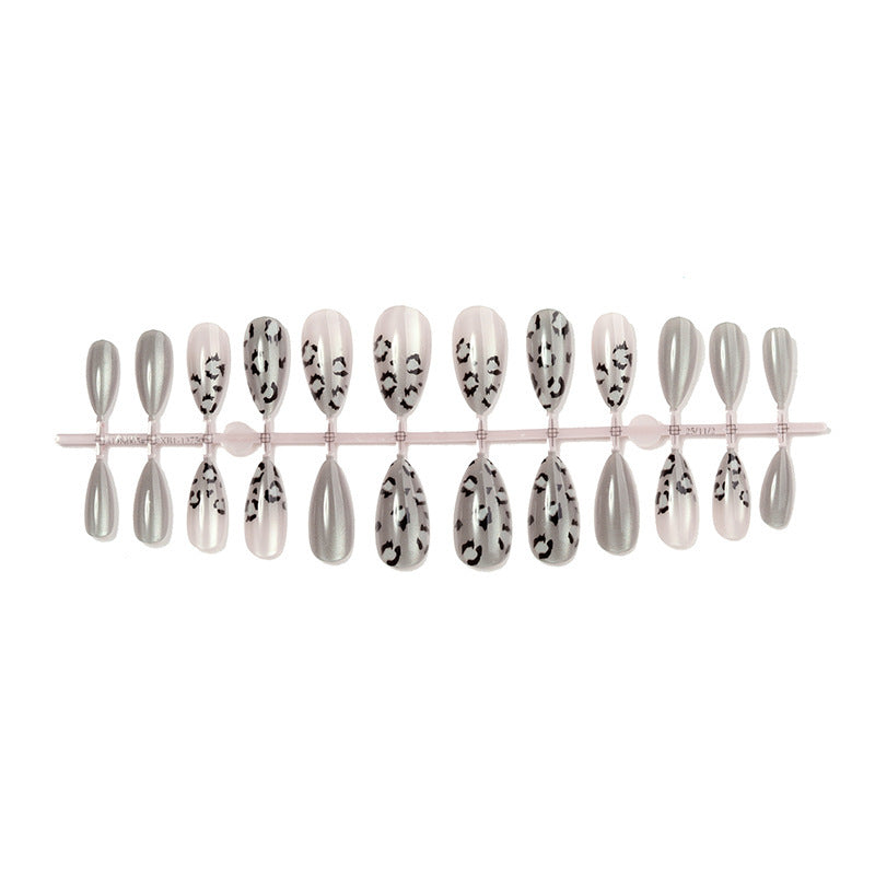 Kreatives Leoparden-Design Kunstnagelset Brehn