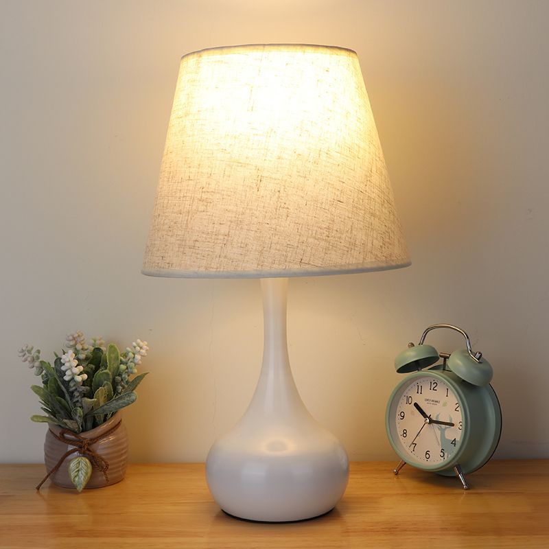 Moderne Tischlampe