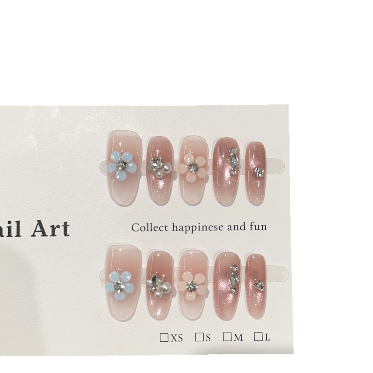 Blumenverzierte Press-On Nagelkunst