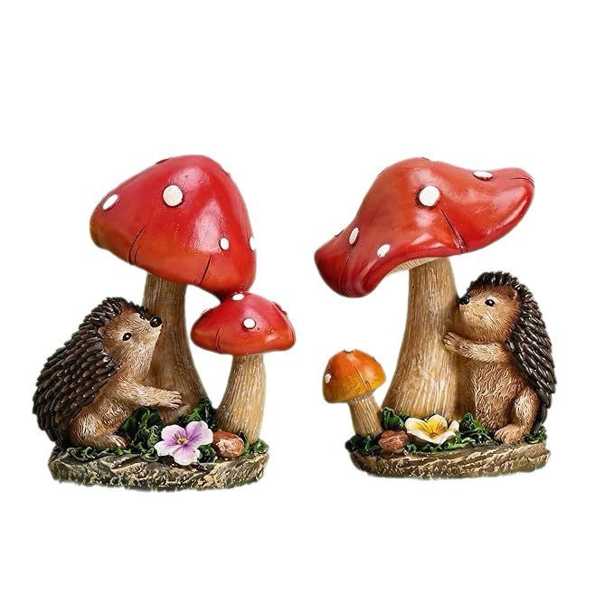 Niedliche Dekofigur mit Igel und Fliegenpilzen Brehn