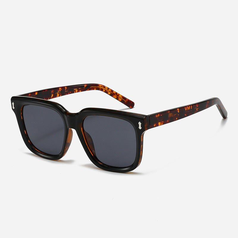Damen Modische quadratische Sonnenbrille mit modernem, transparentem Rahmen Brehn