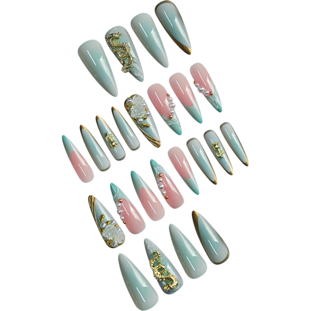 Dekorative Stiletto Press-On Nagelkunst Erweiterungen Brehn